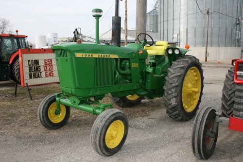 Property photo 106 - Farmer's Grain & Ag Extra Farm Equipment Auction