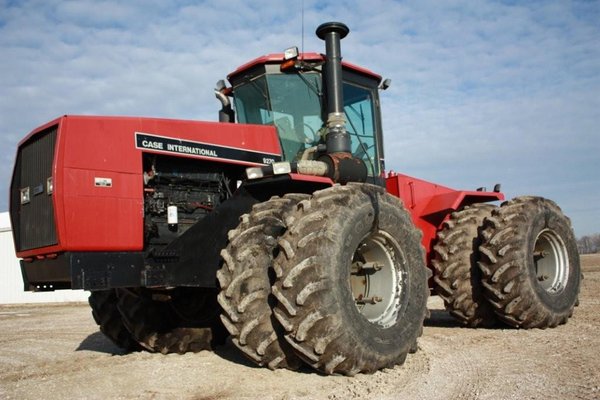 Koenig Farm Equipment - Tractors, Combine, Trucks
