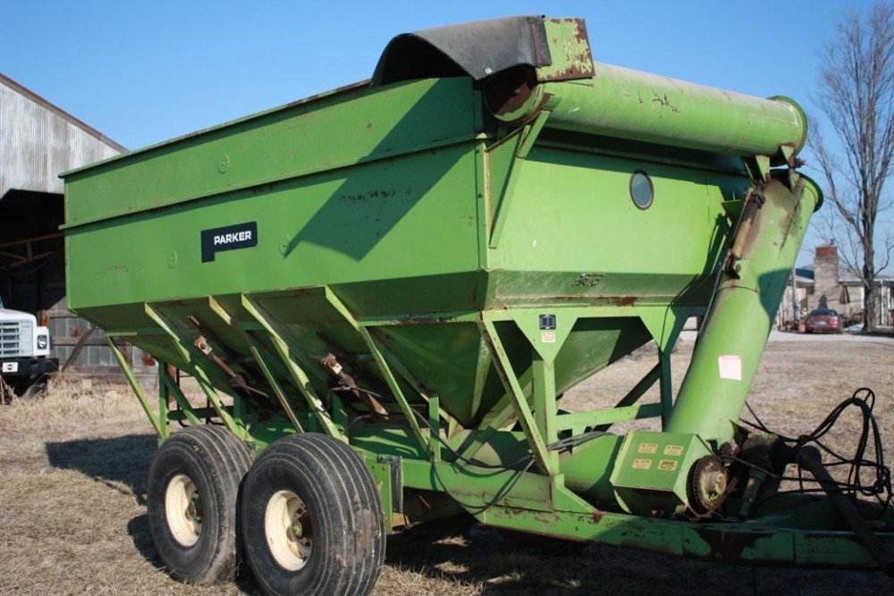 Property photo 36 - Koenig Farm Equipment - Tractors, Combine, Trucks