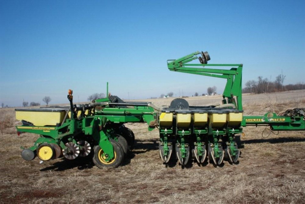Property photo 38 - Koenig Farm Equipment - Tractors, Combine, Trucks