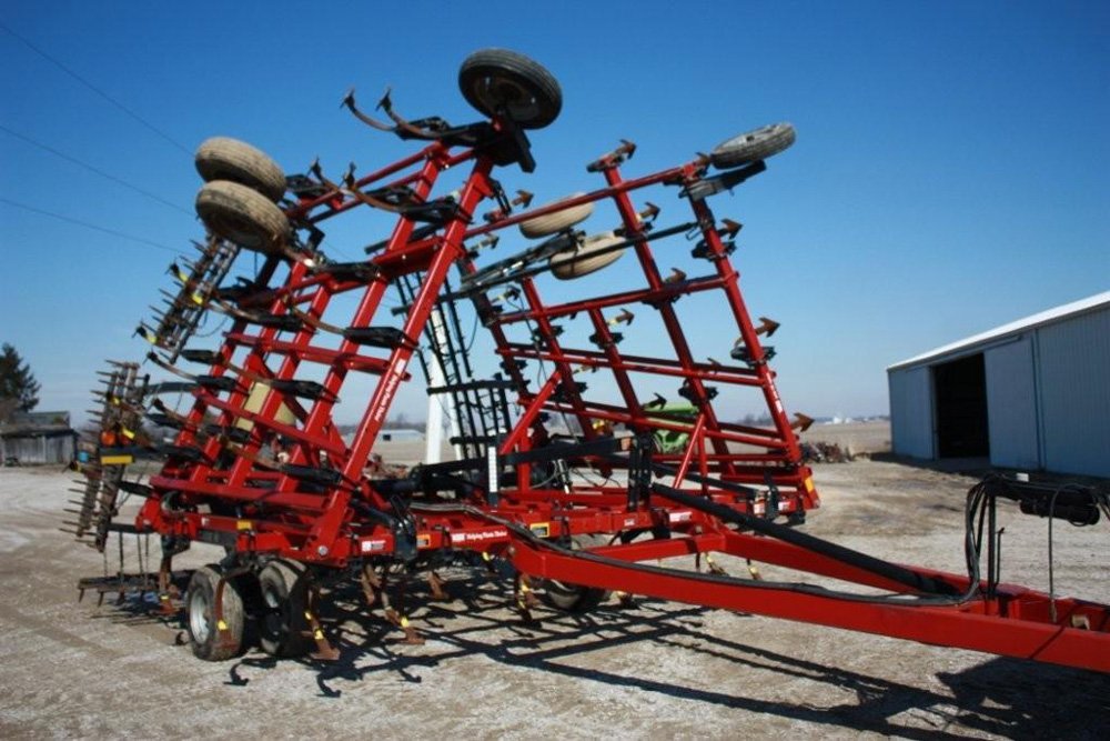 Property photo 45 - Koenig Farm Equipment - Tractors, Combine, Trucks