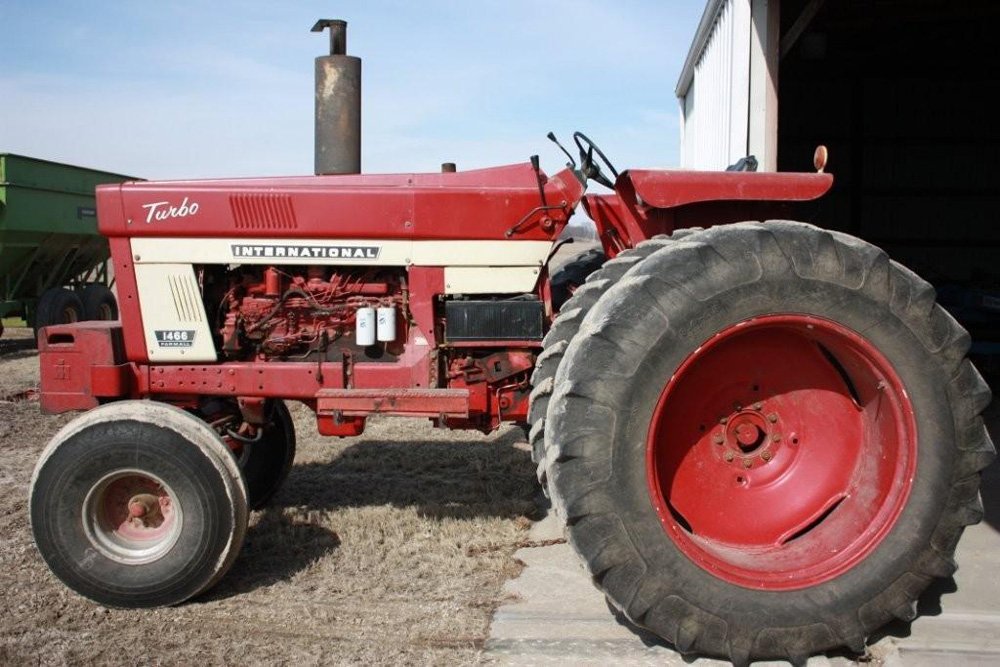 Property photo 15 - Koenig Farm Equipment - Tractors, Combine, Trucks