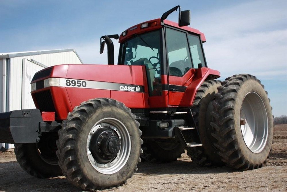 Property photo 26 - Koenig Farm Equipment - Tractors, Combine, Trucks