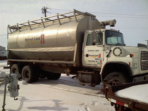 Property photo 13 - Harvest Land Co-op Fertilizer Equipment Auction