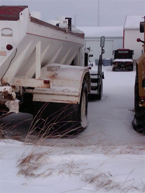 Property photo 15 - Harvest Land Co-op Fertilizer Equipment Auction