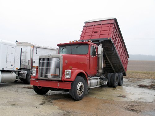 Property photo 14 - FARM EQUIPMENT AUCTION