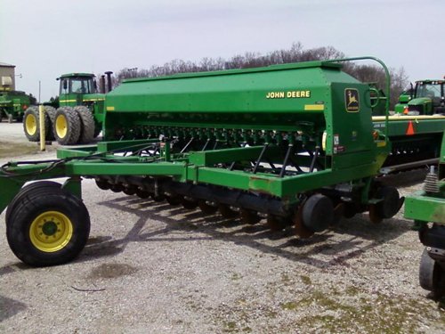 Property photo 1 - FARM EQUIPMENT AUCTION