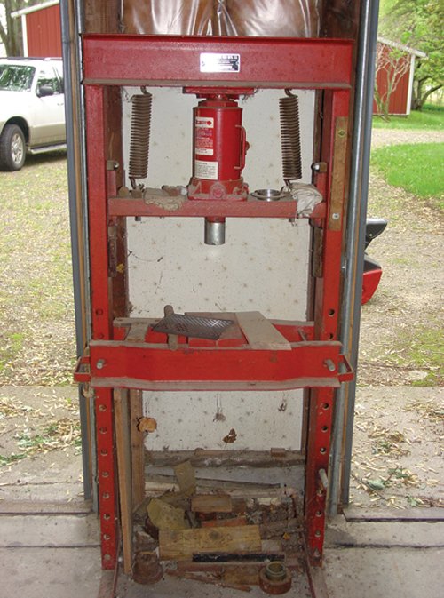 Property photo 18 - ABSOLUTE Real Estate & Personal Property Auction