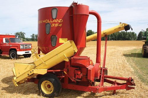 Property photo 8 - Barker Farm Equipment Auction