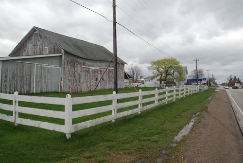 Property photo 3 - ONLINE ONLY ABSOLUTE AUCTION - Business & Commercial Potential - 1.4+/- Acres