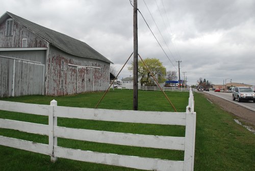 Property photo 12 - ONLINE ONLY ABSOLUTE AUCTION - Business & Commercial Potential - 1.4+/- Acres