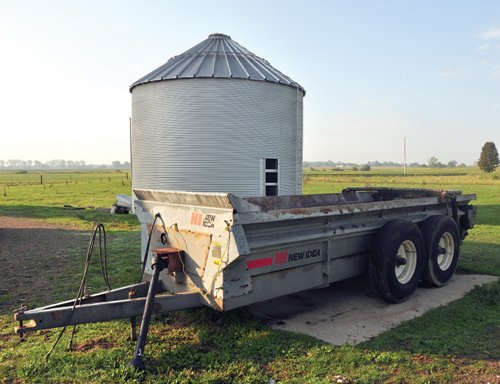 Property photo 36 - Farm Equipment Auction from 2 Owners