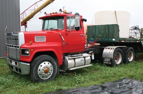 Property photo 32 - Farm Equipment Auction from 2 Owners