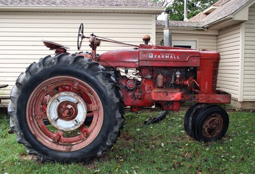 Property photo 1 - Farm Equipment Auction from 2 Owners