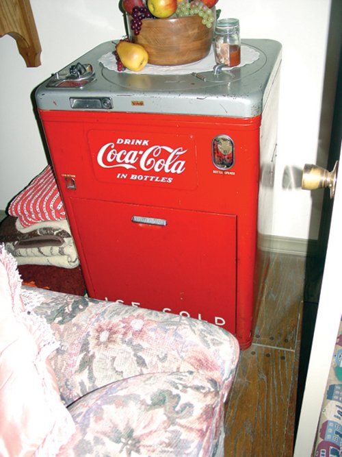 Property photo 46 - Rare Auction... Vehicles, Antiques, Military Items, Collectibles, etc.