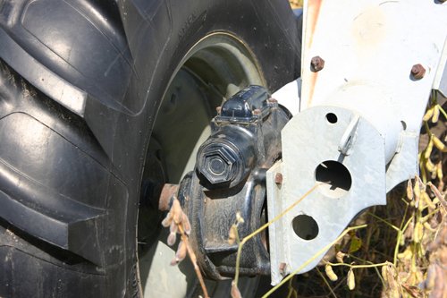 Tract 11 - Irrigation Equipment Auction - 21 Individual Irrigation Pivots