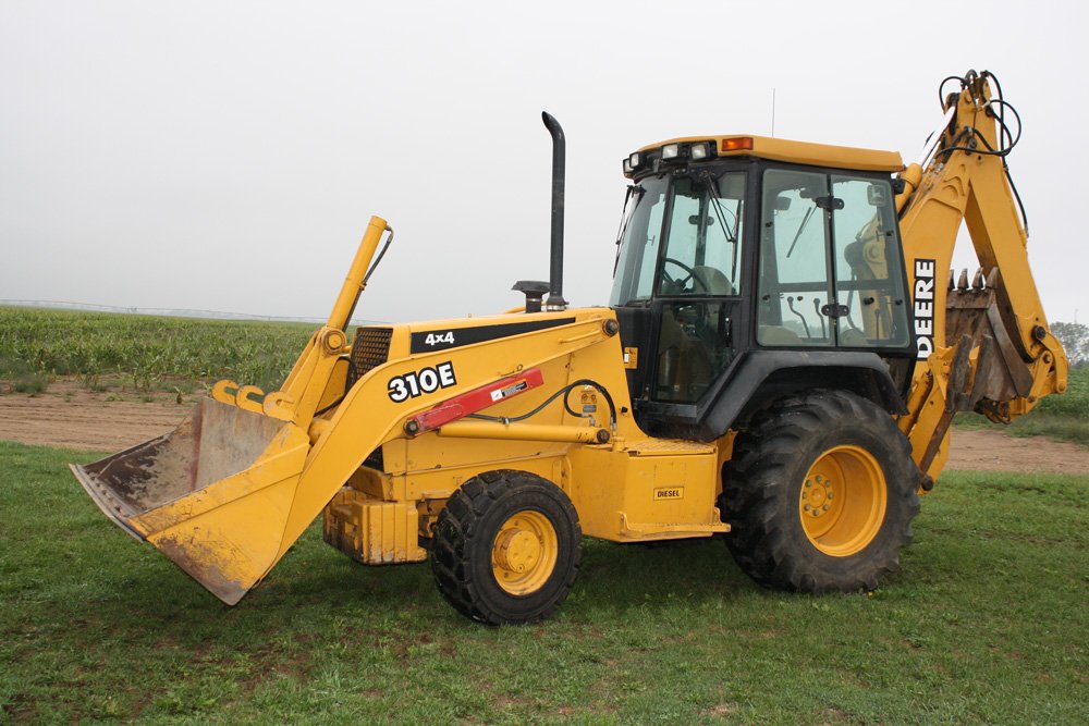 Property photo 3 - Farm Equipment Auction - Like New, Well Maintained