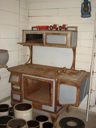 Property photo 188 - Major Antique & Collectibles Auction