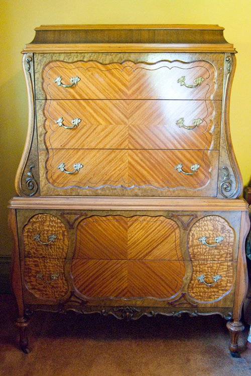3 Piece Bedroom Suite French 20s style. Maple with Marquetry Decoration Dresser with Mirror Double bed headboard and footboard and Chest on Chest Highboy - Extraordinary Auction - Nike Spillson Home Interiors & Furnishings