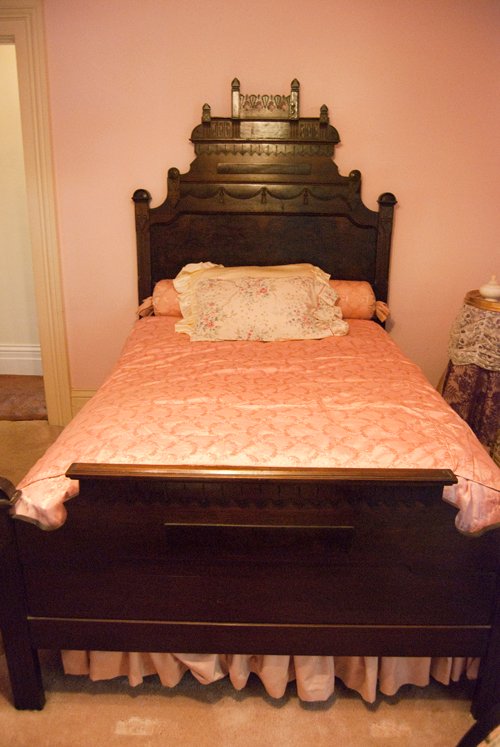 2-piece Eastlake bedroom suite Double Mahogany headboard and footboard with mattress. Dresser with Mirror. 5 drawers with marble inset, two glove boxes. - Extraordinary Auction - Nike Spillson Home Interiors & Furnishings