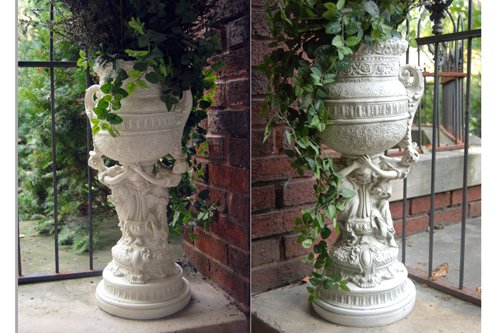 Pair of fiberglass pedestals. - Extraordinary Auction - Nike Spillson Home Interiors & Furnishings