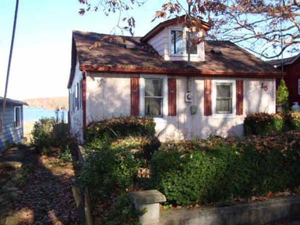 Lakefront Real Estate Auction