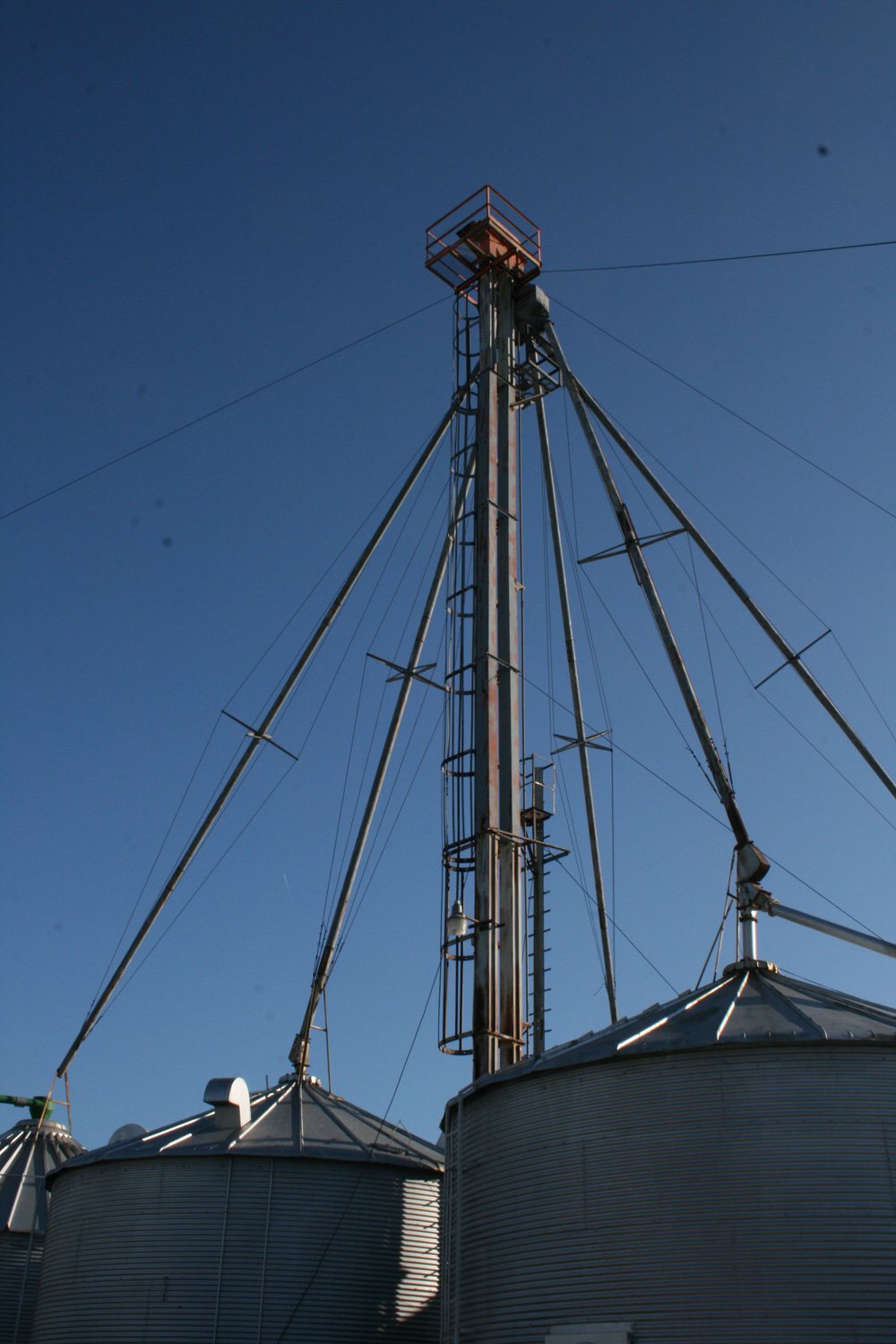 Property photo 11 - Weyrick Auction - Tractor, Lumber, Scrap Iron, Farm Related