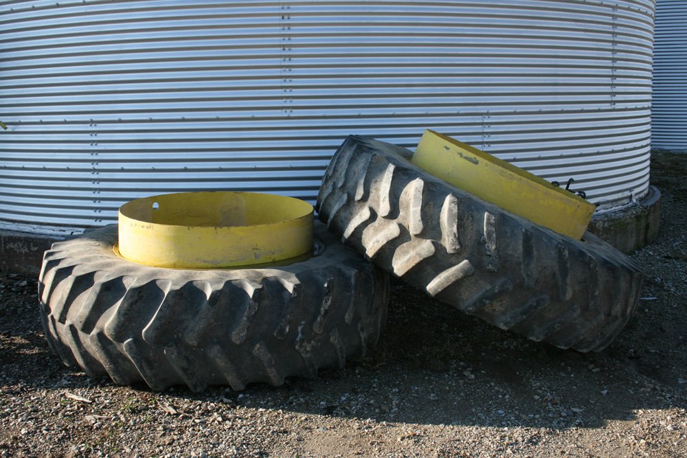 Property photo 6 - Weyrick Auction - Tractor, Lumber, Scrap Iron, Farm Related