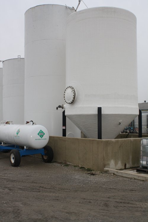 Property photo 34 - Fertilizer Equipment Auction