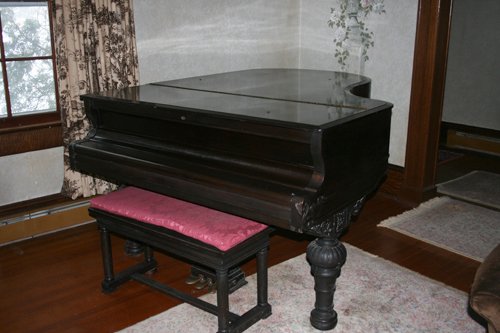 Property photo 11 - Absolute Real Estate Auction and Personal Property Auction