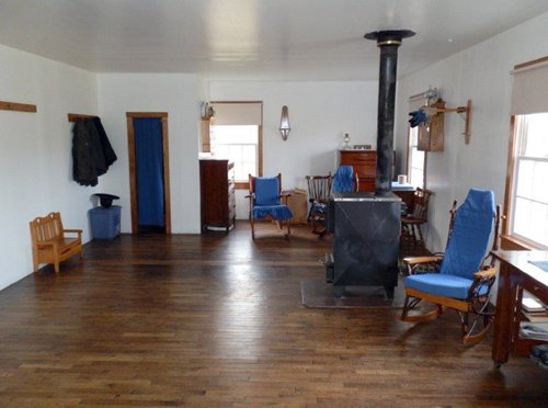 Property photo 4 - Amish Built Country Home & Buildings on 10+/- Acres