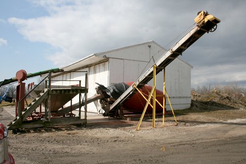Property photo 108 - Farmers Grain & Ag Extra Farm Equipment Auction