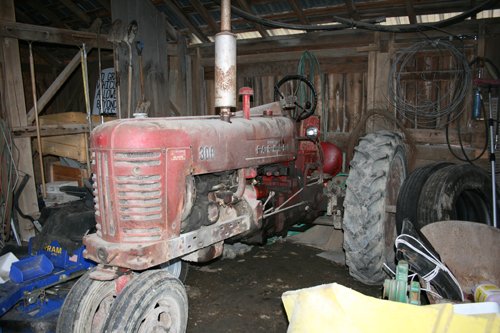 Property photo 21 - Farmers Grain & Ag Extra Farm Equipment Auction