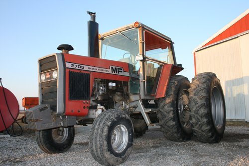 Property photo 9 - Farmers Grain & Ag Extra Farm Equipment Auction