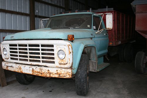 Property photo 117 - Farmers Grain & Ag Extra Farm Equipment Auction