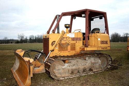 Property photo 61 - Farmers Grain & Ag Extra Farm Equipment Auction