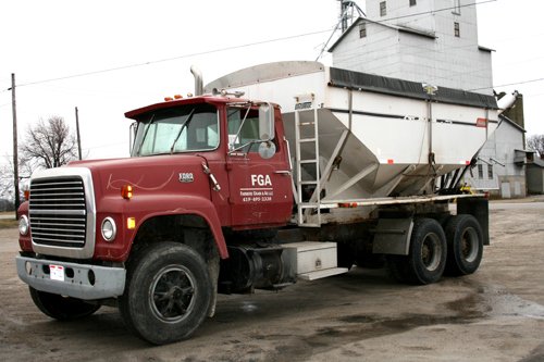 Property photo 120 - Farmers Grain & Ag Extra Farm Equipment Auction
