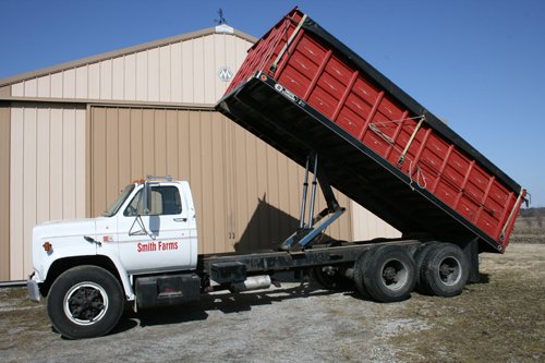 Property photo 112 - Farmers Grain & Ag Extra Farm Equipment Auction