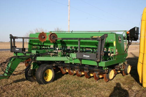 Property photo 85 - Farmers Grain & Ag Extra Farm Equipment Auction