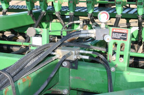 Property photo 87 - Farmers Grain & Ag Extra Farm Equipment Auction