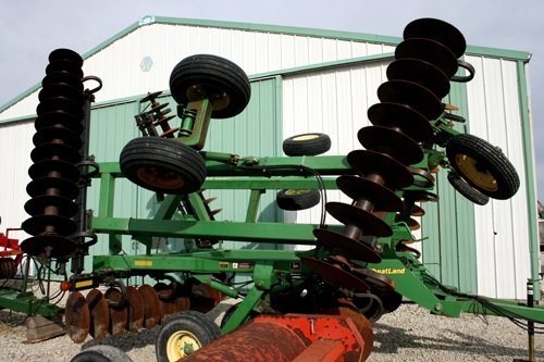 Property photo 67 - Farmers Grain & Ag Extra Farm Equipment Auction