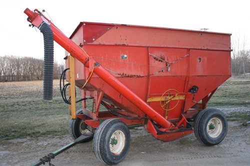Property photo 90 - Farmers Grain & Ag Extra Farm Equipment Auction