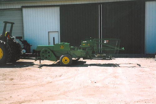 Property photo 140 - Farmers Grain & Ag Extra Farm Equipment Auction