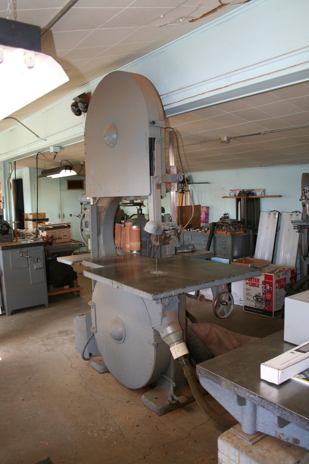 Property photo 11 - Machine Shop Equipment & Tooling, Tractors & Farm Related Outdoor & Household