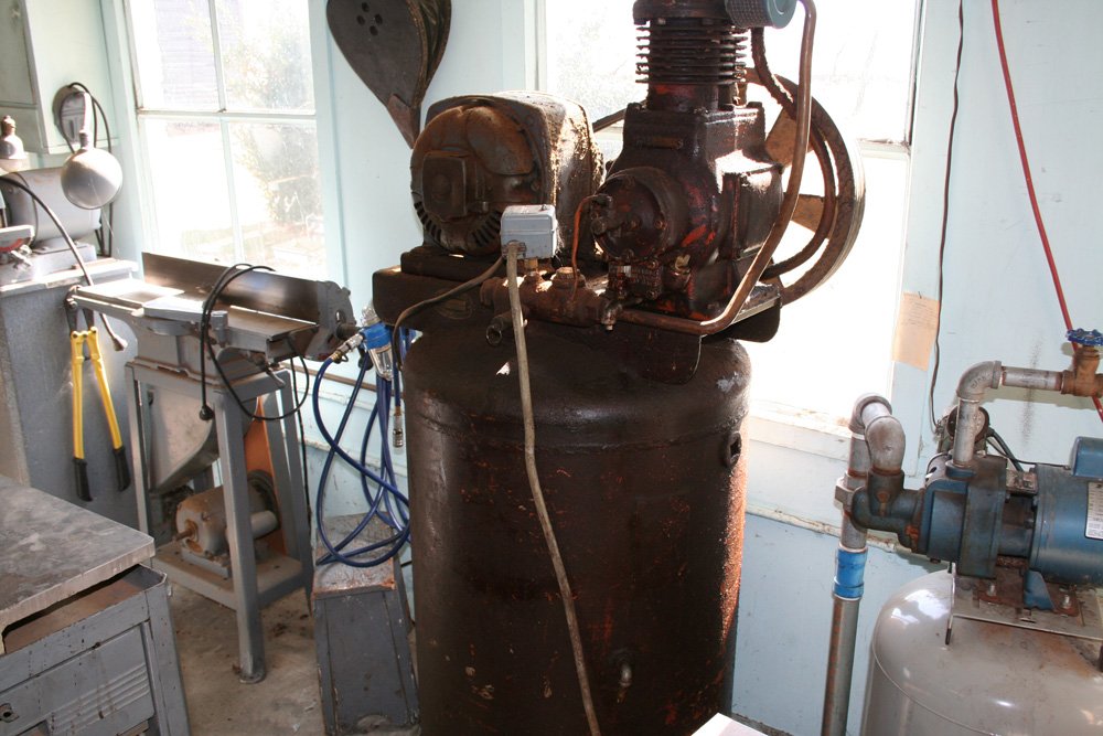 Property photo 13 - Machine Shop Equipment & Tooling, Tractors & Farm Related Outdoor & Household