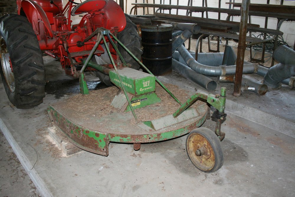 Property photo 15 - Machine Shop Equipment & Tooling, Tractors & Farm Related Outdoor & Household