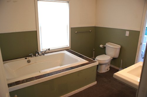 Property photo 13 - Attractive 4 Bedroom Home on Corner Lot Real Estate Auction
