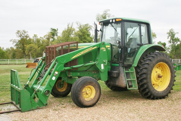 Farm & Cattle Equipment Auction