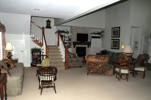 Property photo 11 - 2 Acres of Prime Lakefront Real Estate Auction with Home, Peninsula and Private Island