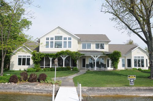Property photo 30 - 2 Acres of Prime Lakefront Real Estate Auction with Home, Peninsula and Private Island